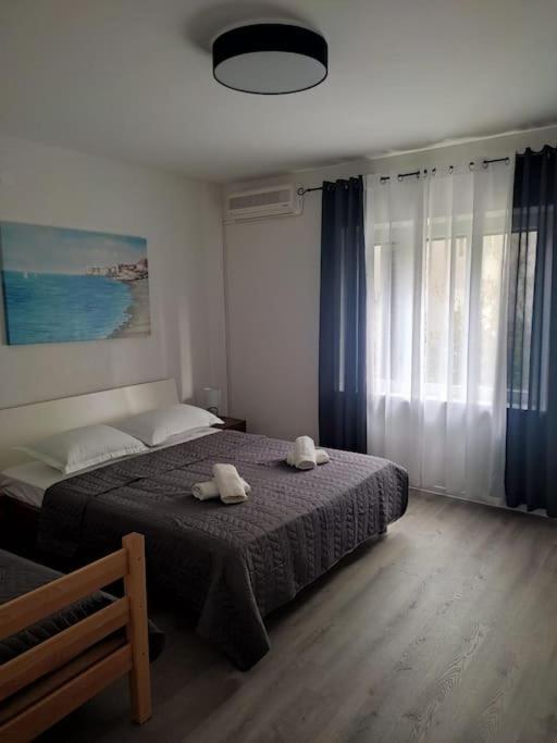 Apartment Dora-100M From The Central Beach Makarska Ngoại thất bức ảnh